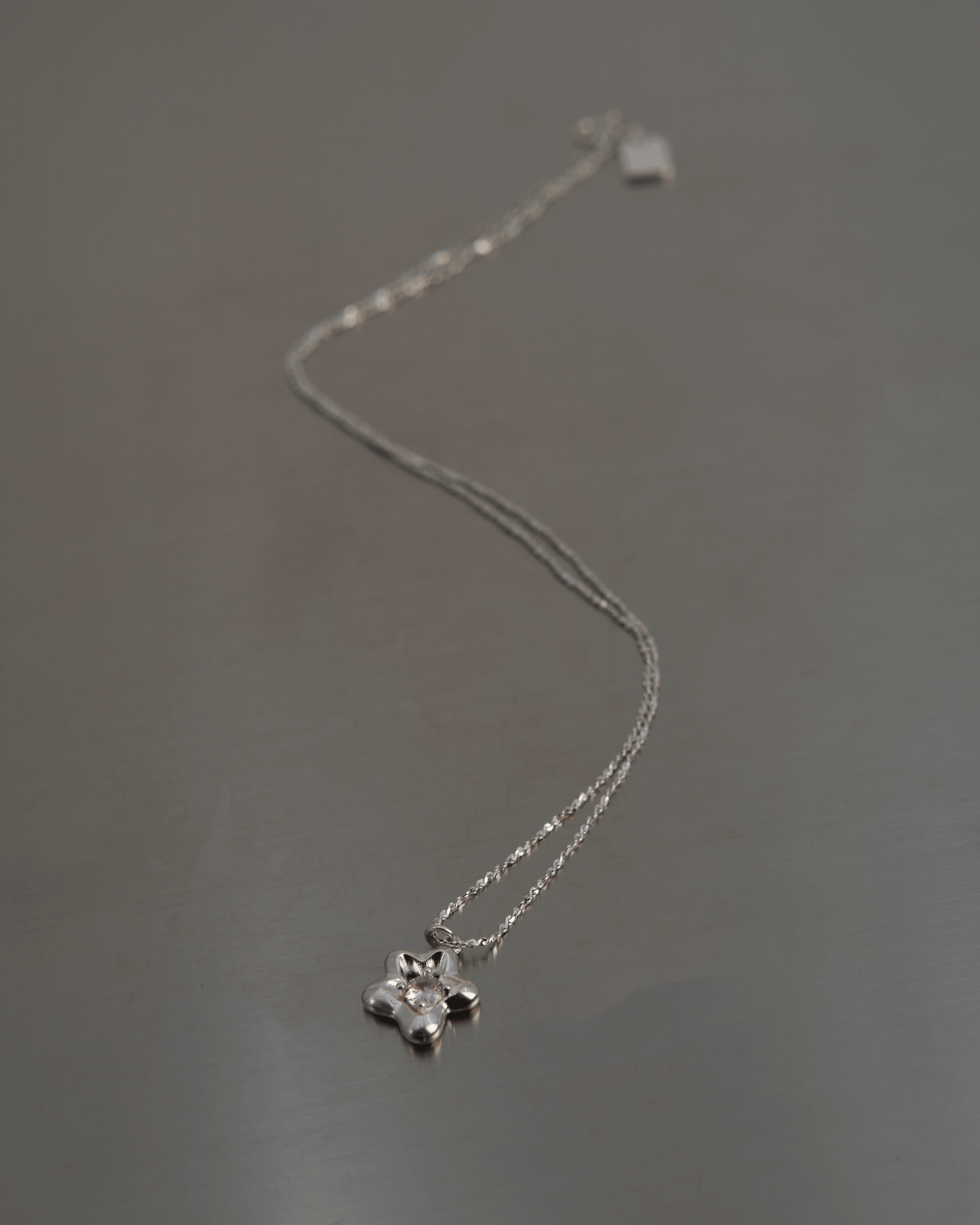 Fun Market pure silver flower necklace – TAKA ORIGINAL LIMITED