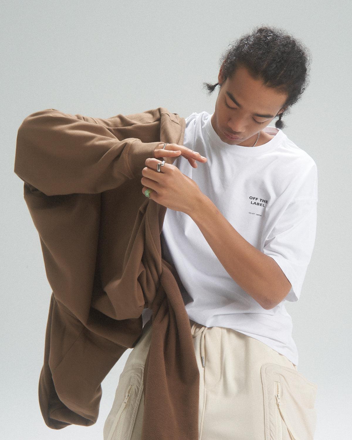 Welcome Special] Off The Label brown reversible hoodie – TAKA