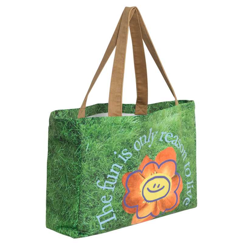 TAKA Original That's Fun grass tote bag